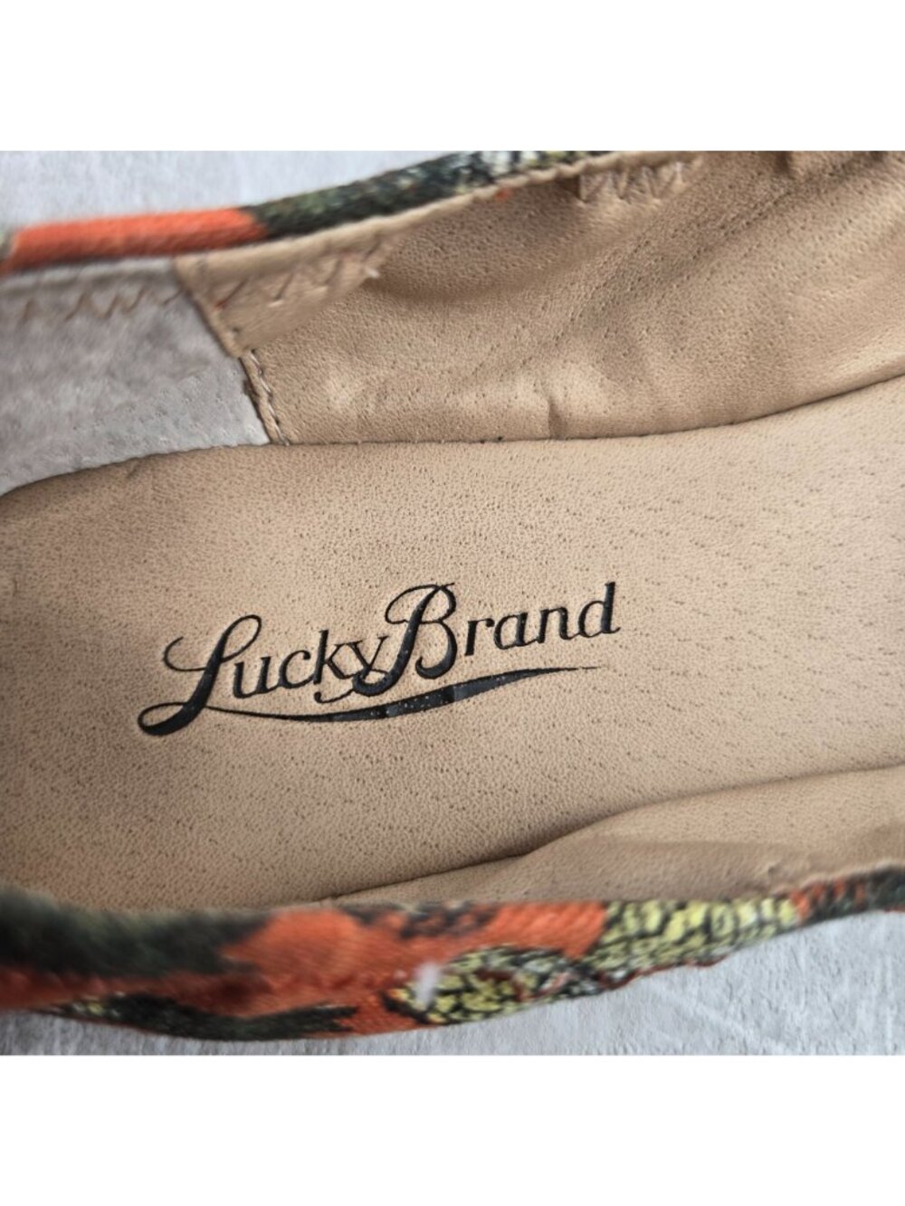Lucky Brand Ballet Flats Size 7 Pineapple Canvas Print Casual Slip On Shoes - Picture 11 of 11